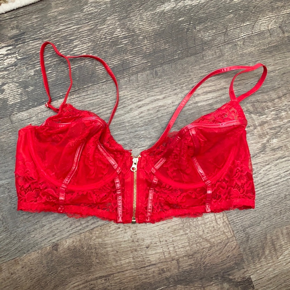 La Senza Unlined Lace Sexy Corset Bra